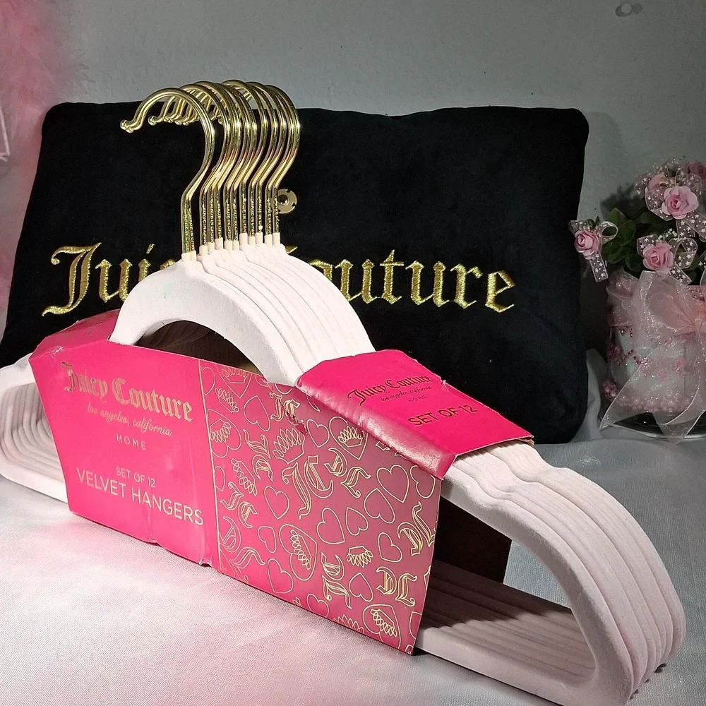 Juicy Couture Velvet Hanger No-Slip (12 Pack Full Size) NWT